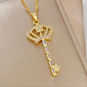 NEW! Crown Key Pendant Necklace